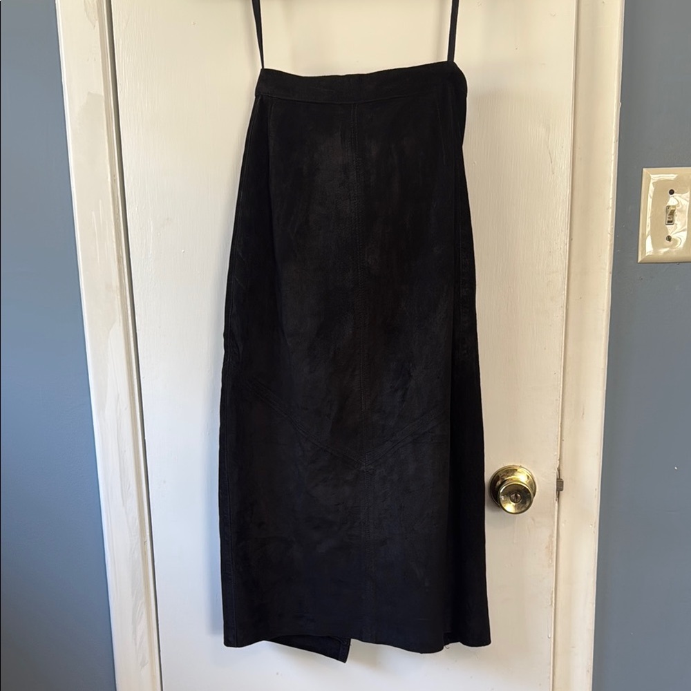 Elegant Black Women's Skirt